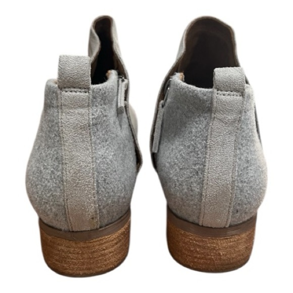 TOMS Women’s Gray Suede Ankle Booties Size 12 | Zip | Fall Shoes - Picture 3 of 6